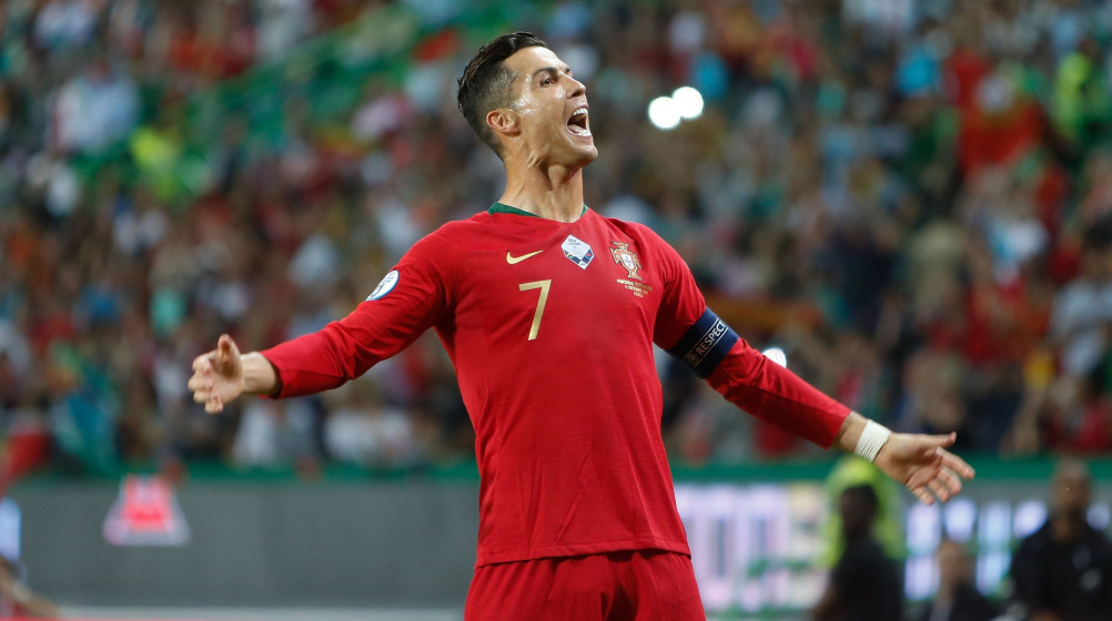 Tổng tài sản của Ronaldo CR7 giàu cỡ nào?